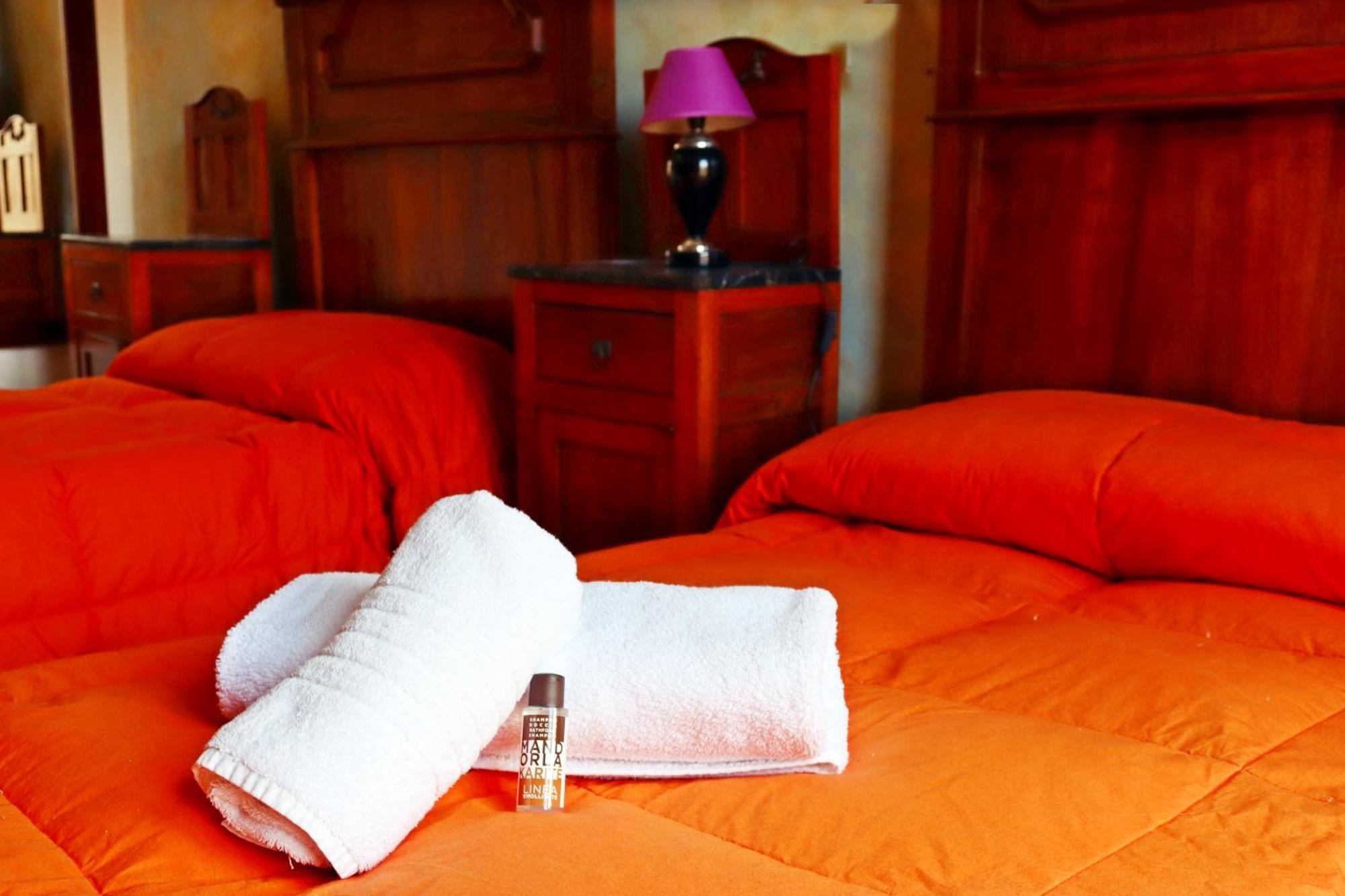 Auberge de jeunesse Casa Di Chiara à Crotone Extérieur photo